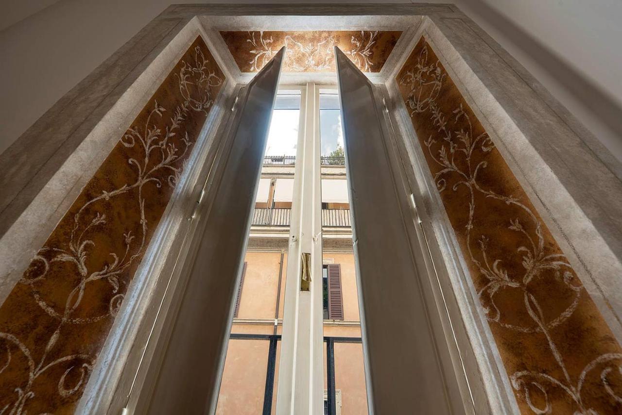 Palazzo Pamphili Lecca Di Guevara Рим Экстерьер фото